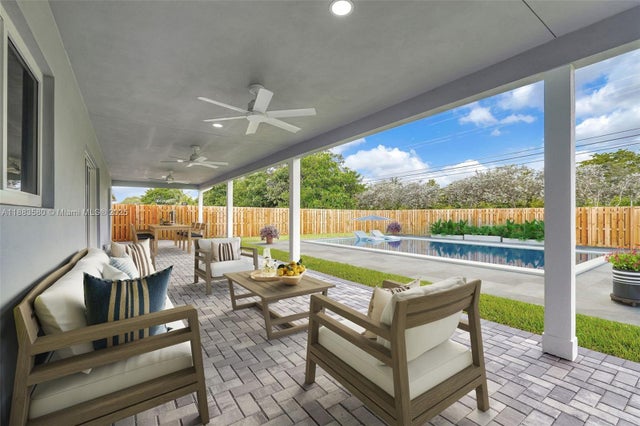 3 of 68 - 3805 Lincoln St, Hollywood, FL