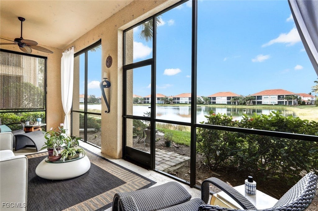 10390 Glastonbury Cir 102, Fort Myers