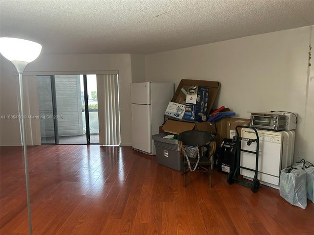 3 of 17 - 6555 W Broward Blvd 104, Plantation, FL