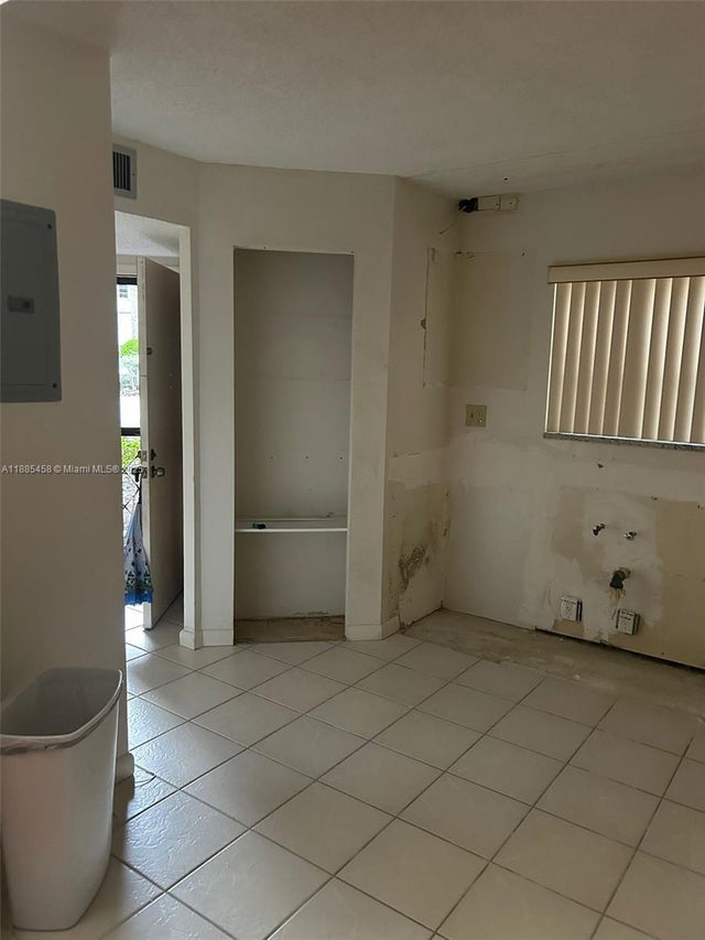 4 of 17 - 6555 W Broward Blvd 104, Plantation, FL