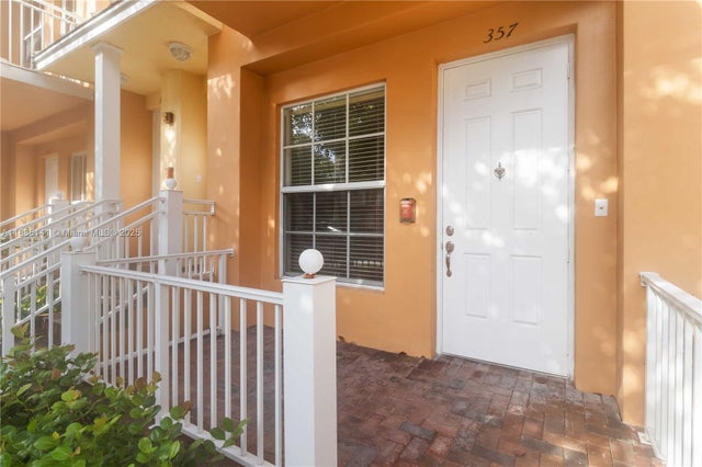 4 of 24 - 357 Sw 13th Ter 357, Fort Lauderdale, FL