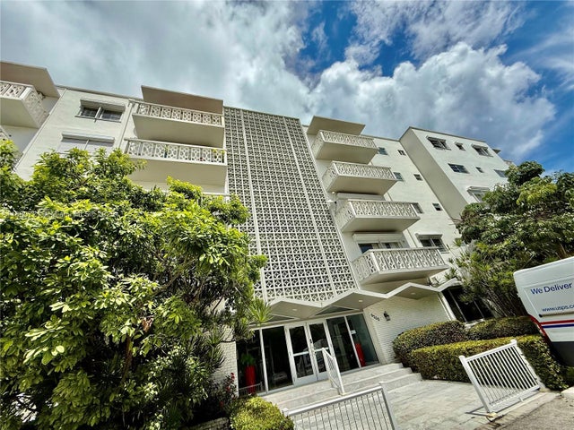 3 of 65 - 9700 E Bay Harbor Dr 406, Bay Harbor Islands, FL