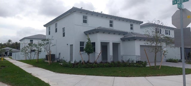 1 of 13 - 14806 Sw 163rd St, Miami, FL