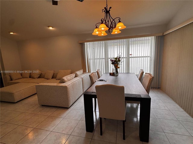 5 of 37 - 7131 Whitfield Ave, Boynton Beach, FL