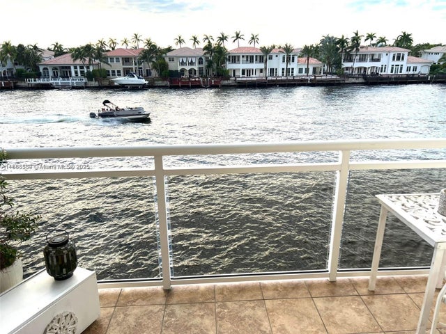 2 of 35 - 1600 S Ocean Dr 3d, Hollywood, FL