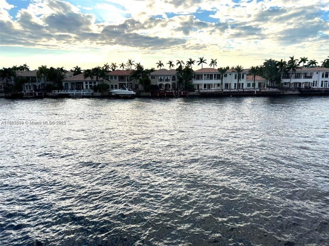 3 of 35 - 1600 S Ocean Dr 3d, Hollywood, FL