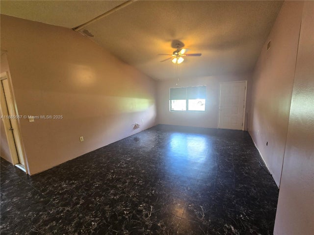 4 of 20 - 250 Tanager Avenue, Sebring, FL