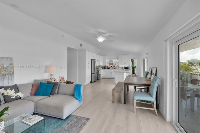 5 of 71 - 64 W Plaza Del Sol, Islamorada, FL