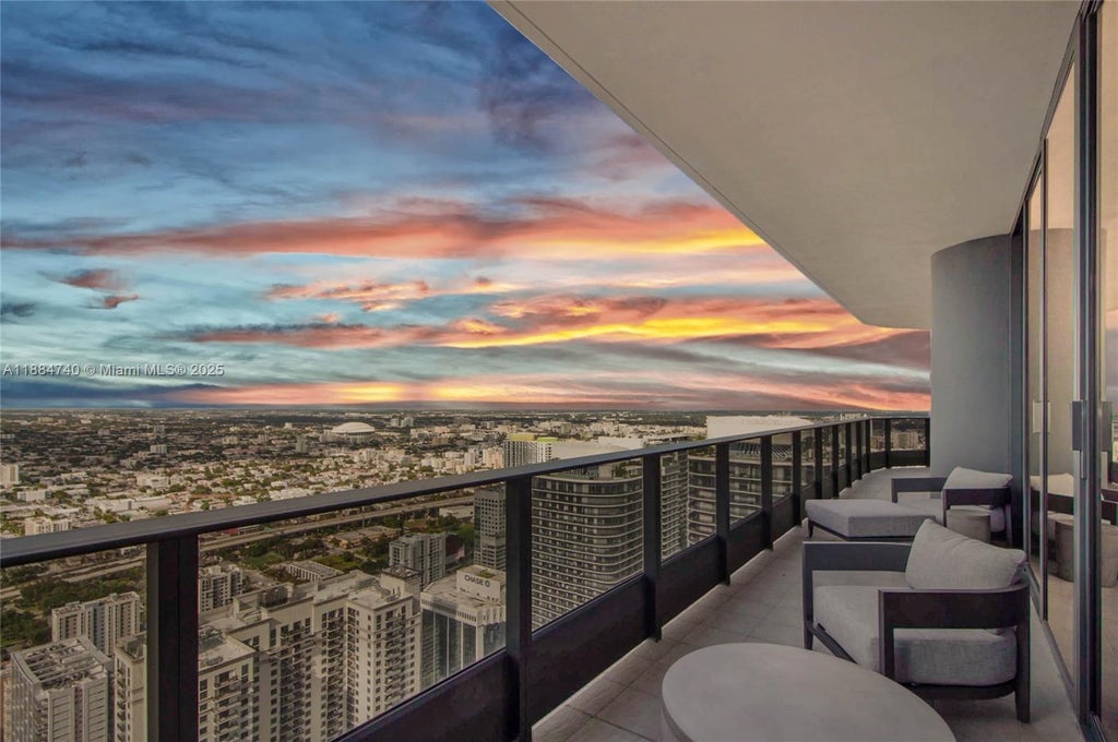 1000 Brickell Plz Ph5807, Miami