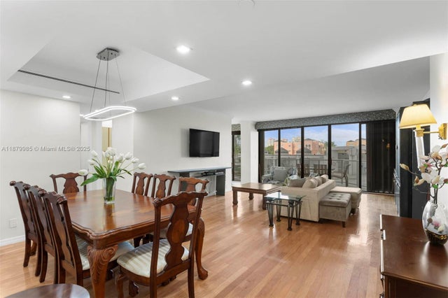 1 of 23 - 19500 Turnberry Way 3c, Aventura, FL