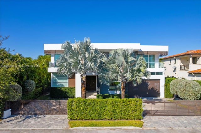 4 of 46 - 1261 99th St, Bay Harbor Islands, FL