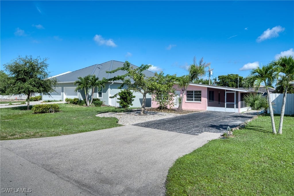 613 107th Ave N, Naples