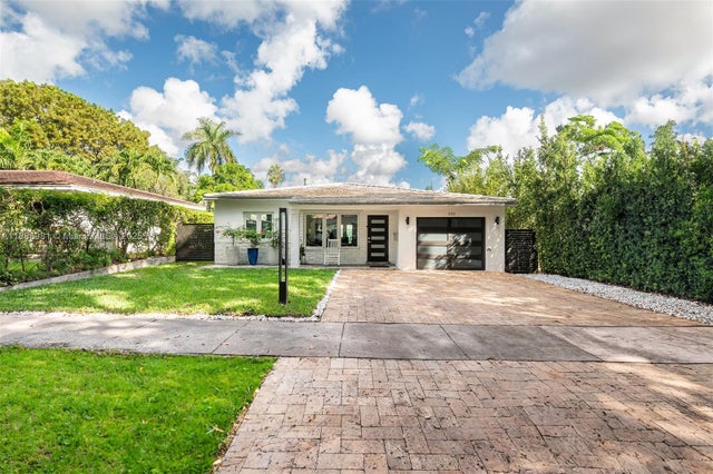 2 of 39 - 335 Romano Ave, Coral Gables, FL