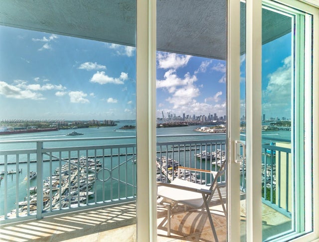 5 of 53 - 90 Alton Rd 1712, Miami Beach, FL