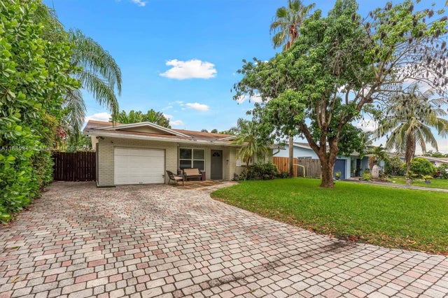 2 of 40 - 3321 Nw 64th St, Fort Lauderdale, FL