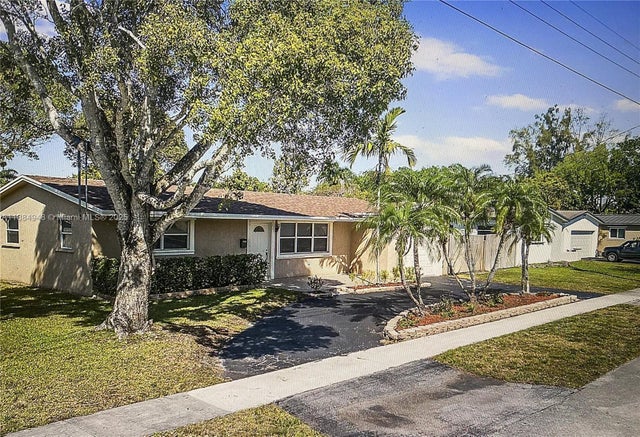 1 of 34 - 5231 Sw 89th Ave, Cooper City, FL