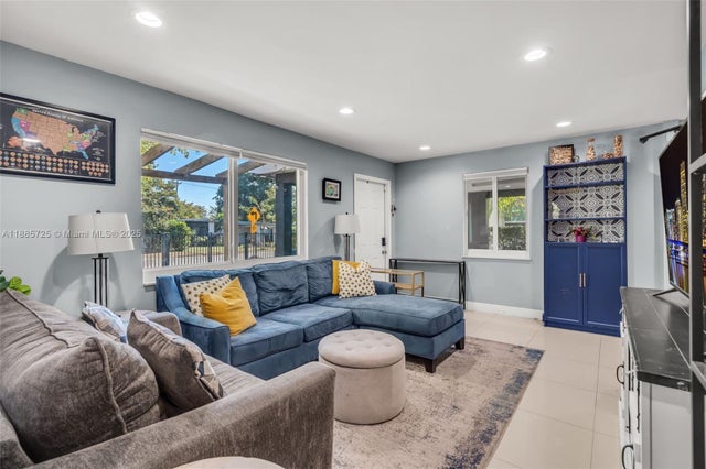 4 of 21 - 125 Nw 127th St, North Miami, FL