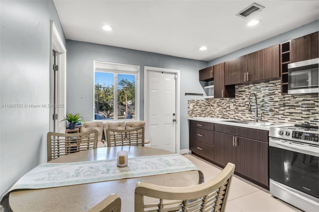 5 of 21 - 125 Nw 127th St, North Miami, FL