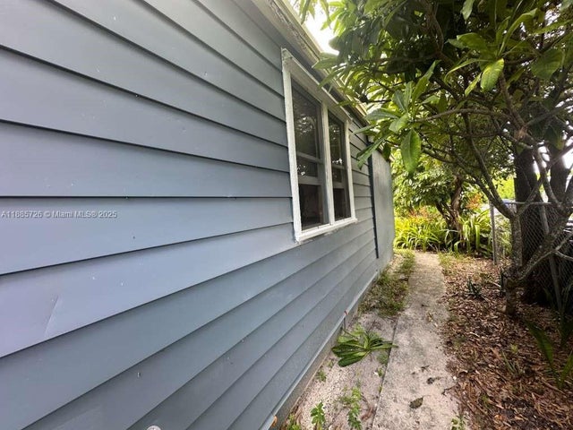 3 of 56 - 1116 Ne 5th Ave, Fort Lauderdale, FL