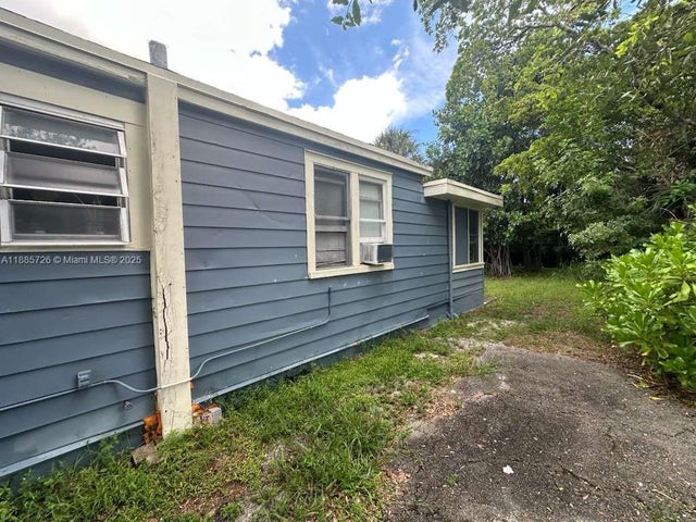 4 of 56 - 1116 Ne 5th Ave, Fort Lauderdale, FL