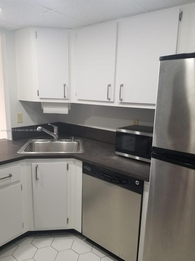 4 of 37 - 501 Three Islands Blvd 417, Hallandale Beach, FL