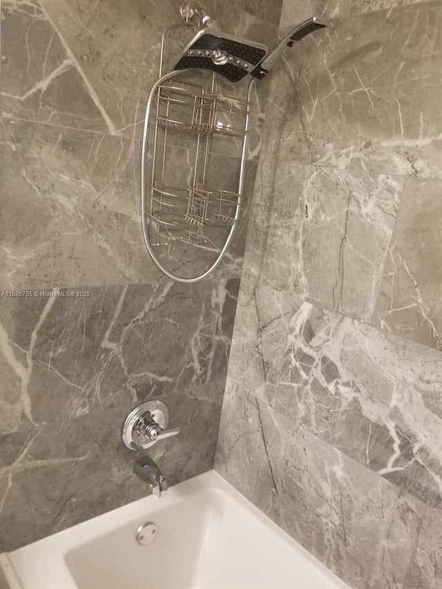 5 of 37 - 501 Three Islands Blvd 417, Hallandale Beach, FL