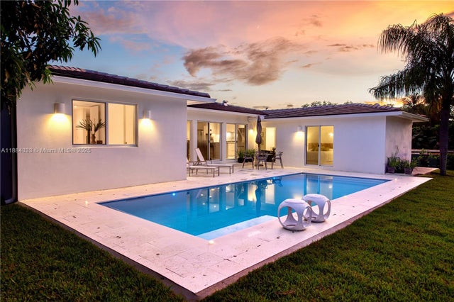 2 of 48 - 49 Nw 108th St, Miami Shores, FL