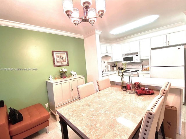 3 of 13 - 1520 Mckinley St 216e, Hollywood, FL