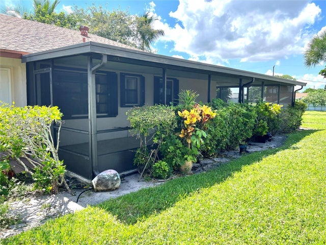 2 of 44 - 5445 Mendoza St, West Palm Beach, FL