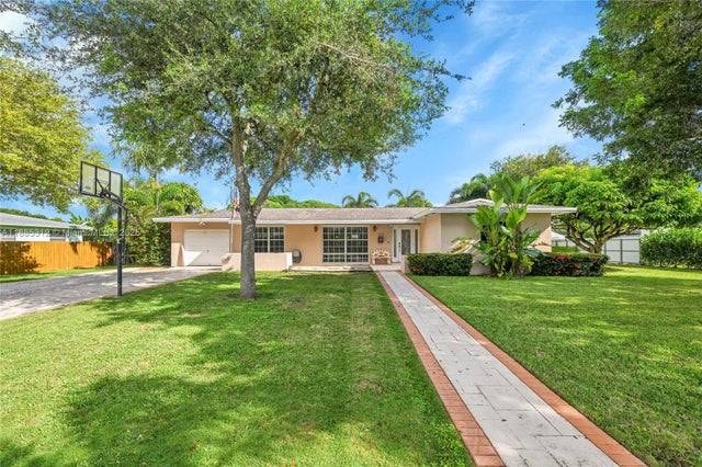 1 of 49 - 505 Nw 20th St, Homestead, FL