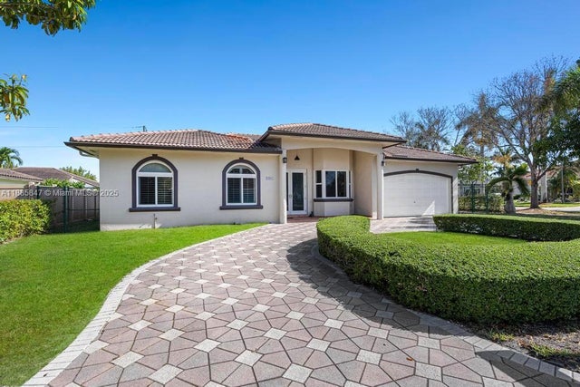 1 of 43 - 9201 Sw 170th Ln, Palmetto Bay, FL