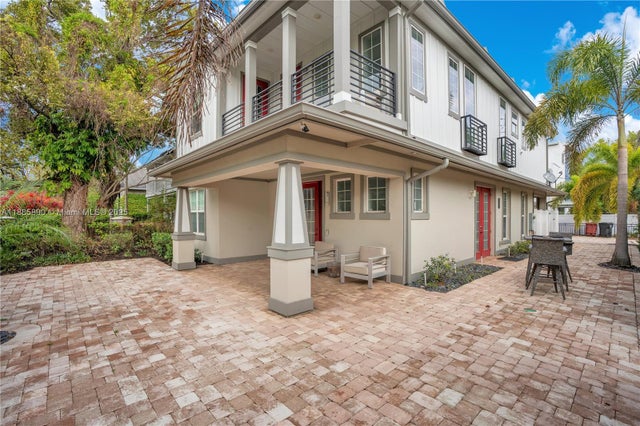 1 of 35 - 555 Peachtree Rd, Orlando, FL