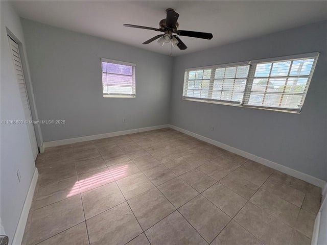 3 of 20 - 165 Nw 192nd St, Miami Gardens, FL