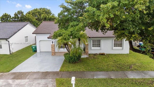 2 of 47 - 14500 Sw 173rd St, Miami, FL