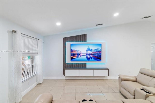 5 of 47 - 14500 Sw 173rd St, Miami, FL