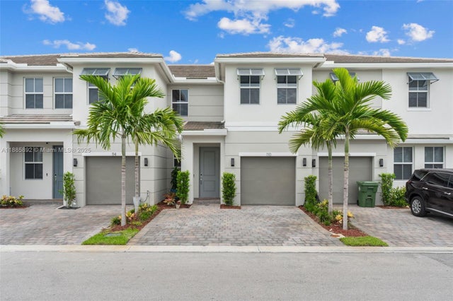 1 of 25 - 110 Sw 171st Way, Pembroke Pines, FL