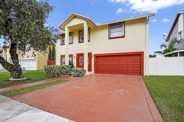 2 of 66 - 1001 Sw 100th Ter, Pembroke Pines, FL