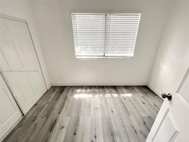 1 of 12 - 140 Nw 124th St, North Miami, FL
