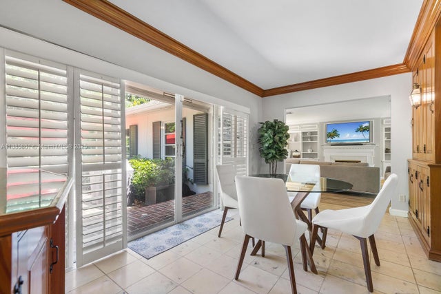 5 of 18 - 1236 E Lake Dr, Fort Lauderdale, FL