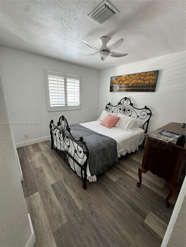 5 of 40 - 11373 Nw 34th Pl, Sunrise, FL