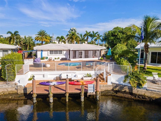 5 of 50 - 2719 Se 11th St, Pompano Beach, FL