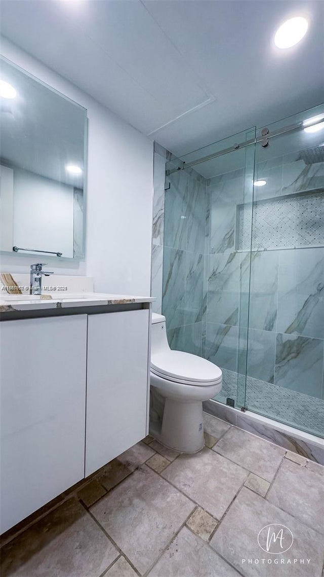 4 of 10 - 1731 Se 15th St 315, Fort Lauderdale, FL