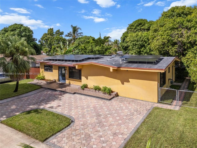 4 of 46 - 5430 W 14th Ave, Hialeah, FL