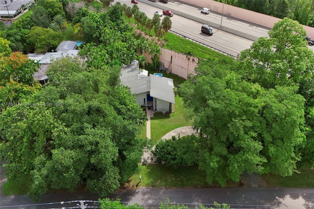 3 of 46 - 5785 Sw 82nd Ave, Miami, FL