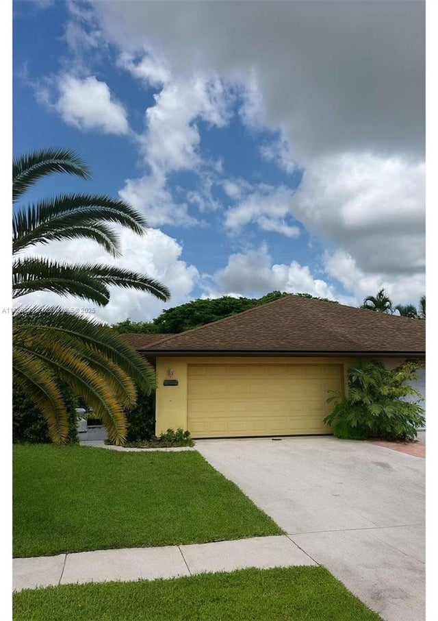 1 of 9 - 12447 Guilford Way, Wellington, FL