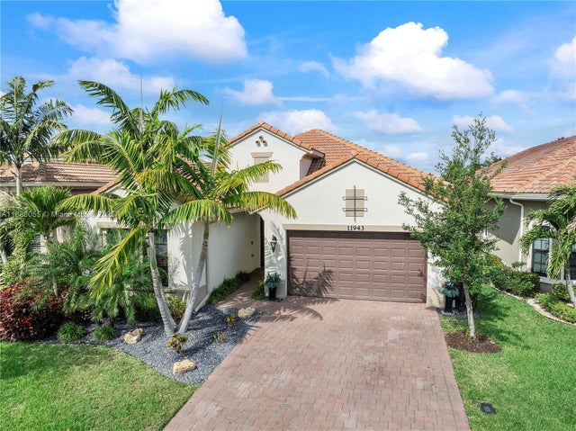 1 of 48 - 11943 Leon Cir N, Parkland, FL