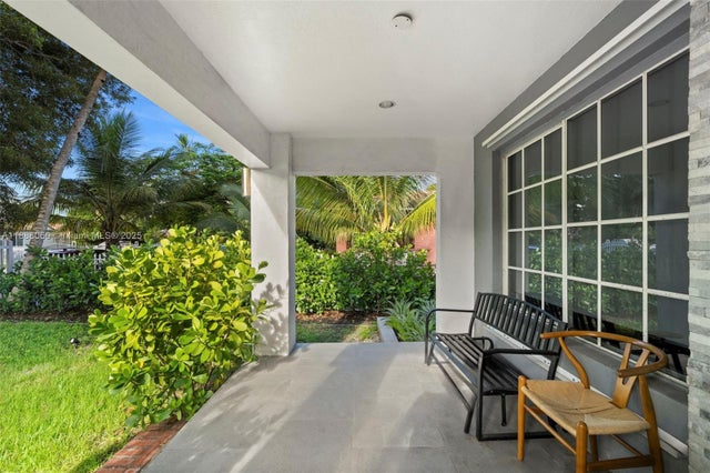 2 of 32 - 555 Ne 73rd St, Miami, FL