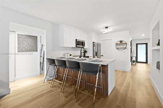 5 of 24 - 679 Sw 17th Ct, Boca Raton, FL