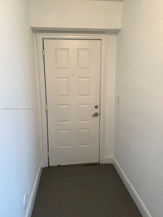 4 of 21 - N/A, Hollywood, FL