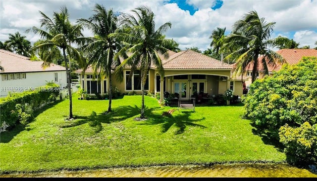 3 of 40 - 13742 Nw 11th Ct, Pembroke Pines, FL